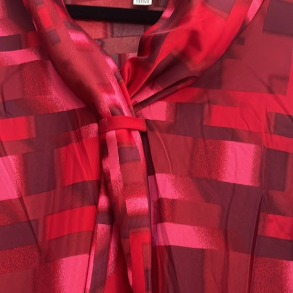 Tahari Red Sleeveless Blouse- Large - Picture 3 of 5